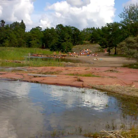 Dom wakacyjny Soederoe Stugby *
