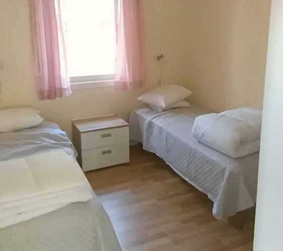 Soederoe Stugby Σπίτι διακοπών *