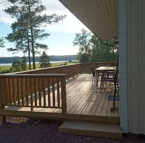 Soederoe Stugby * Finstrom